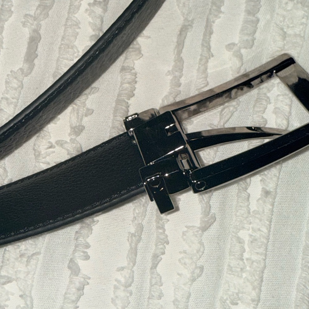 MCM Aren, distinctive Visetos monogram leather belt. New with tags. - Picture 3 of 7